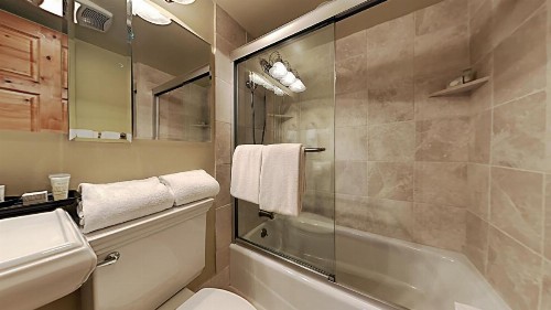 Timberline Condominiums 2 Bedroom Unit D2D - image 13