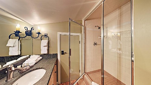 Timberline Condominium 2 Bedroom 3 Bath Loft Unit D3D - image 6