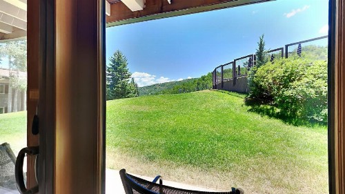 Timberline Condominium Studio Unit 116 - image 16