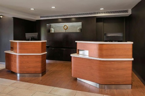 Courtyard by Marriott San Diego Del Mar/Solana Beach - image 43