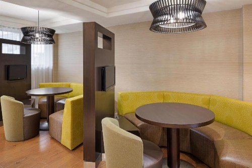 Courtyard by Marriott San Diego Del Mar/Solana Beach - image 47