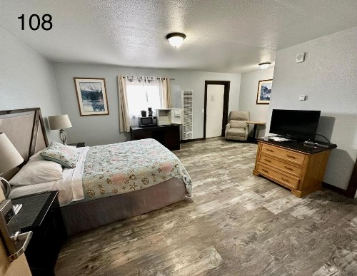 Alaska Angler's Inn - image 21