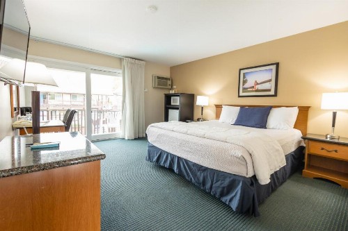 King Frederik Inn - image 9