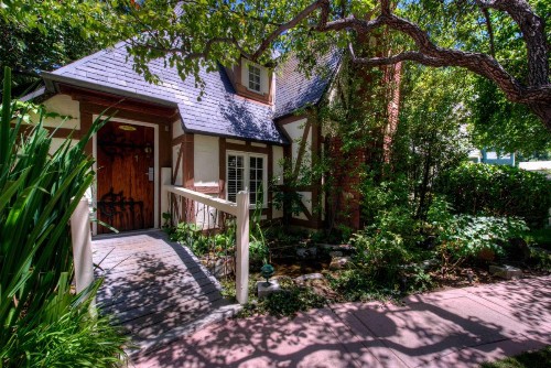 Wine Valley Inn - image 18