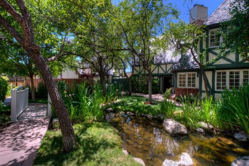 Wine Valley Inn - image 34