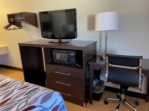 Days Inn by Wyndham Somerset - image 17