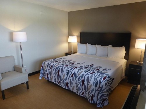 Days Inn by Wyndham Somerset - image 18