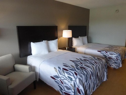 Days Inn by Wyndham Somerset - image 21