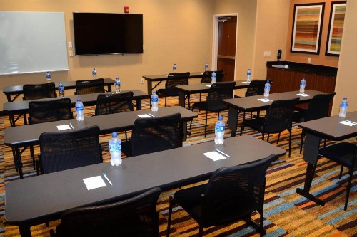 Fairfield Inn & Suites By Marriott Somerset - image 5
