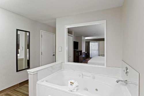 Best Western Plus Sonora Oaks Hotel and Conference Center - image 34