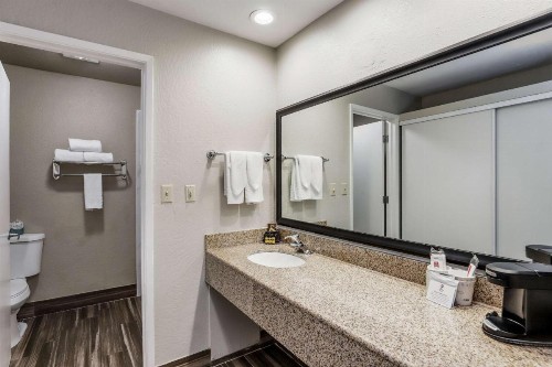 Best Western Plus Sonora Oaks Hotel and Conference Center - image 37