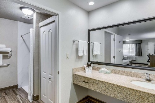 Best Western Plus Sonora Oaks Hotel and Conference Center - image 39