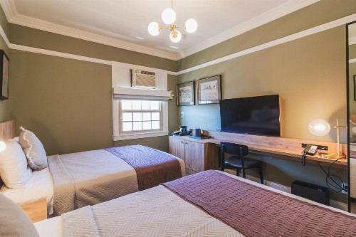 Historic Sonora Inn - image 30