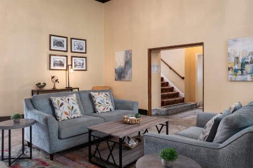 Historic Sonora Inn - image 4