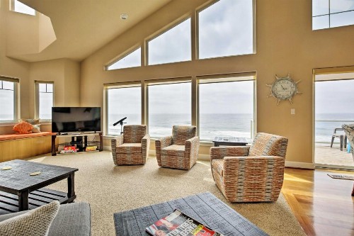 Oceanfront South Beach Home with Hot Tub and Sauna - image 12