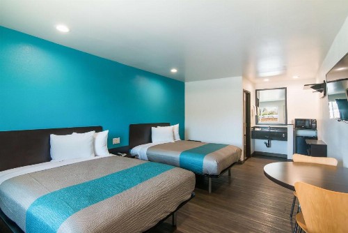 Motel 6-South El Monte CA - Los Angeles - image 13