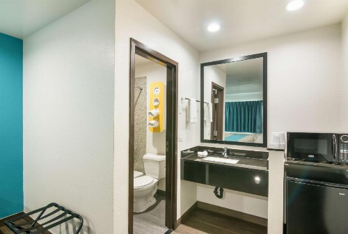 Motel 6-South El Monte CA - Los Angeles - image 24