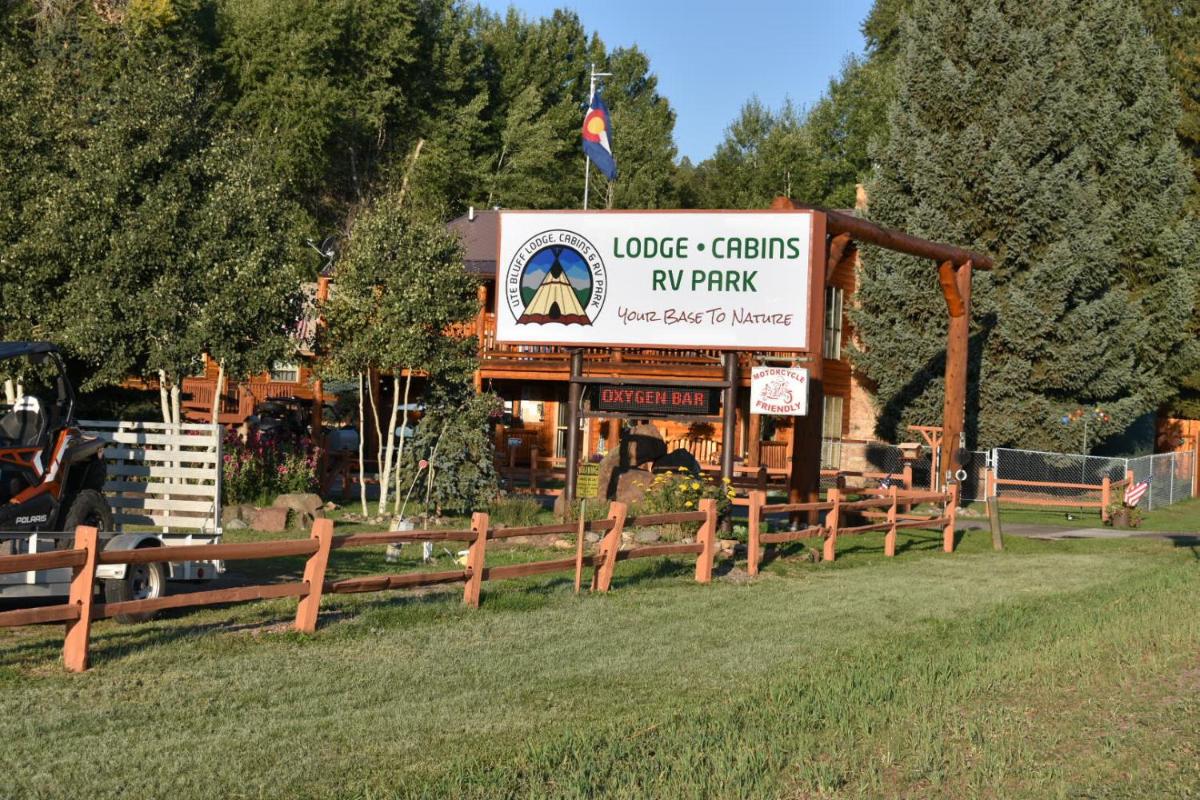 Ute Bluff Lodge Cabins & RV Park - main image