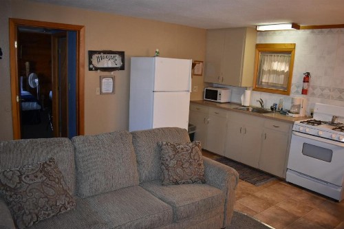 Ute Bluff Lodge Cabins & RV Park - image 11