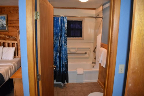 Ute Bluff Lodge Cabins & RV Park - image 6