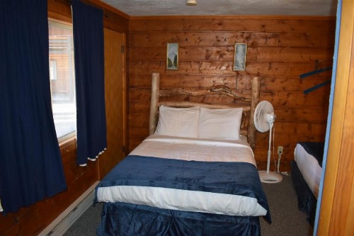 Ute Bluff Lodge Cabins & RV Park - image 7
