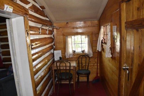 Chinook Cabins & RV Park - image 19