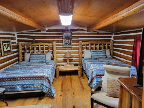 Chinook Cabins & RV Park - image 31