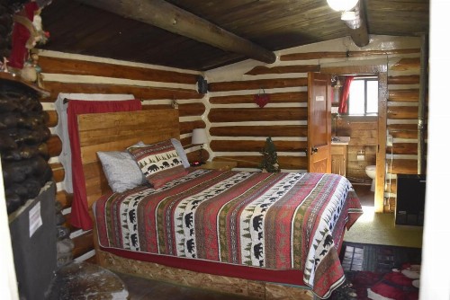 Chinook Cabins & RV Park - image 35
