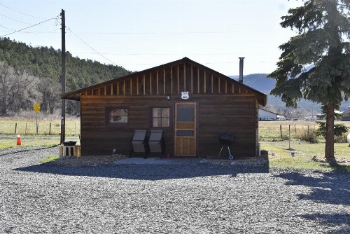 Chinook Cabins & RV Park - image 37