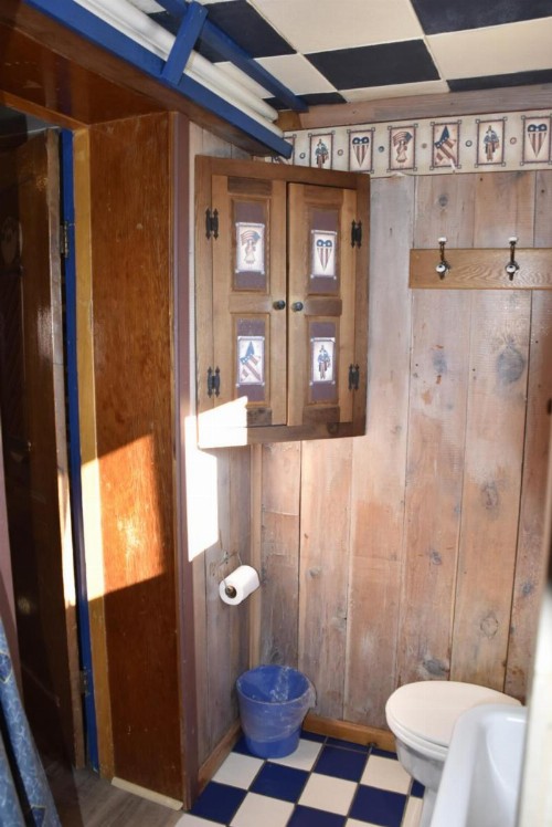 Chinook Cabins & RV Park - image 8