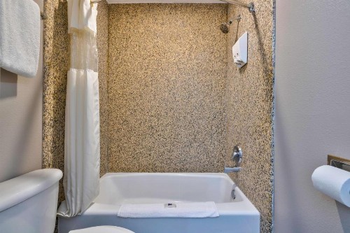 SureStay Hotel by Best Western South Gate - image 26