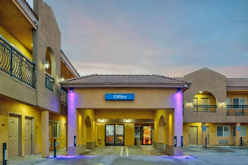 SureStay Hotel by Best Western South Gate - image 9