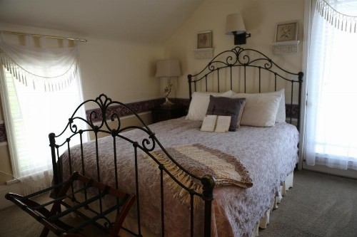 Martha's Vineyard B & B - image 15