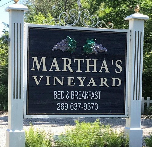 Martha's Vineyard B & B - image 2