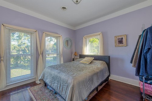 Monroe Manor Inn - image 26