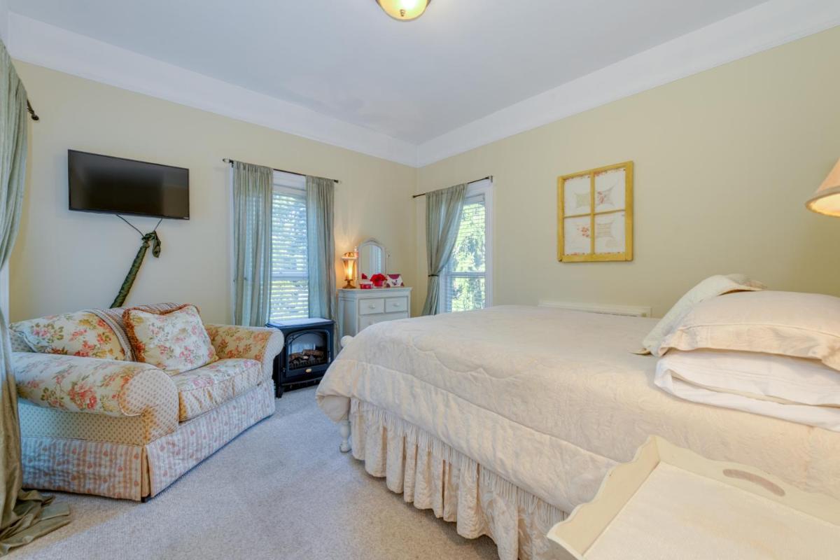 Monroe Manor Inn - image 4