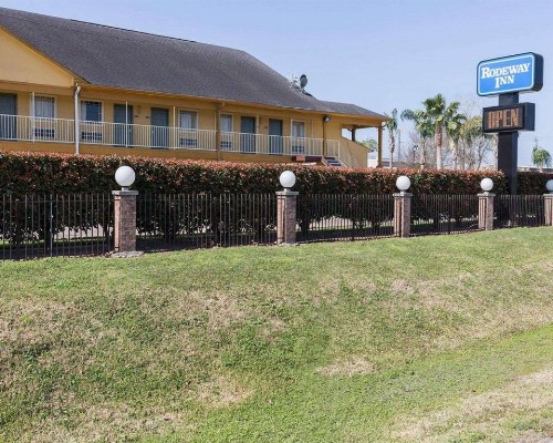Rodeway Inn - image 6