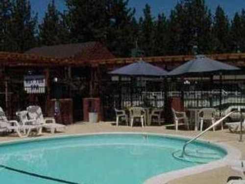 Bluelake Inn @ Heavenly Village - image 7