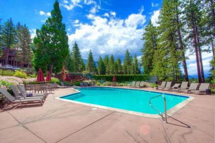 Woodys Clubhouse by Lake Tahoe Accommodations - image 9