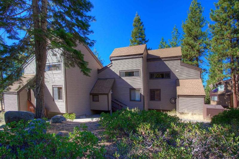 Chimney Rock Condo by Lake Tahoe Accommodations - main image