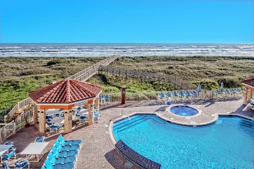 La Copa Inn Beach Hotel - image 4