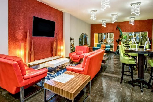 La Copa Inn Beach Hotel - image 7