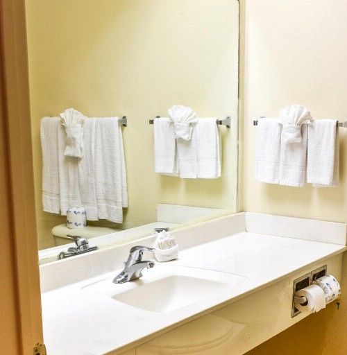 Casa Bella Hotel and Suites - image 36