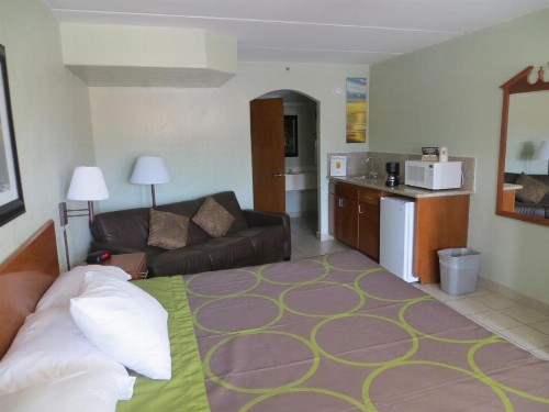 Super 8 by Wyndham South Padre Island - image 16