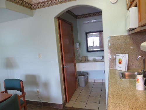 Super 8 by Wyndham South Padre Island - image 22