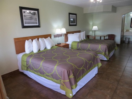 Super 8 by Wyndham South Padre Island - image 31