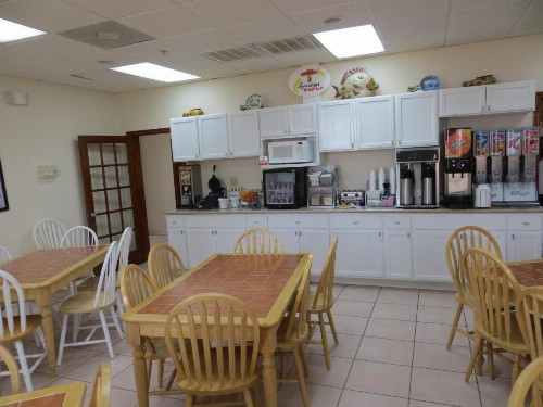 Super 8 by Wyndham South Padre Island - image 34