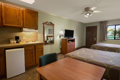 Super 8 by Wyndham South Padre Island - image 39