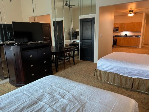 Suites at Sunchase - image 12