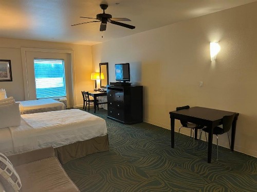 Suites at Sunchase - image 28